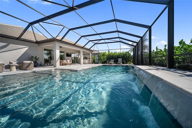 17737 Savory Mist Cir, Bradenton, FL 34211 - swimming pool with a patio area, a lanai, and an outdoor hangout area