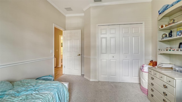 7717 US Open Loop, Lakewood Ranch, FL 34202 - carpeted bedroom with crown molding and a closet
