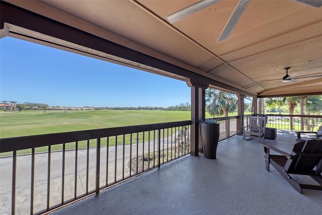 7717 US Open Loop, Lakewood Ranch, FL 34202 - balcony with golf course view and a ceiling fan
