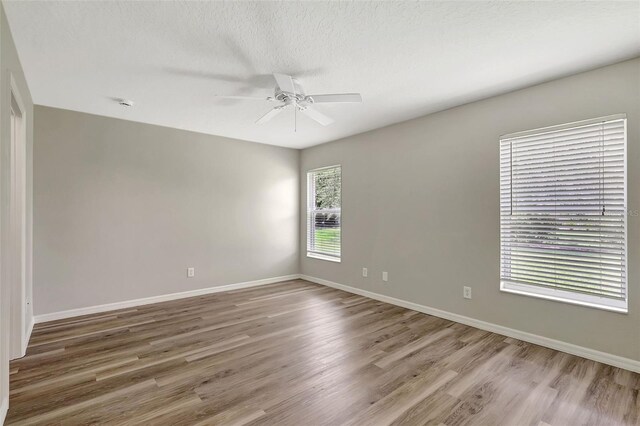 6352 Robin Cv, Lakewood Ranch, FL 34202 - photo 13