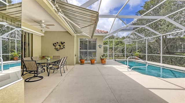 7012 Treymore Ct, Sarasota, FL 34243 - swimming pool with a patio area, a lanai, and ceiling fan