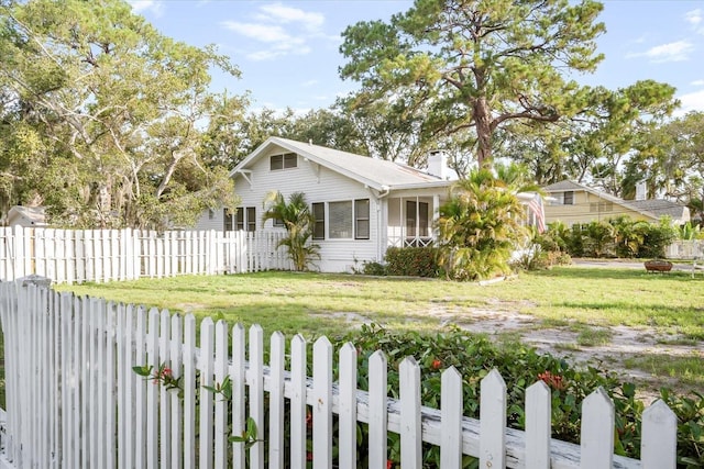 520 27th St W, Bradenton, FL 34205 - view of front of house with a chimney