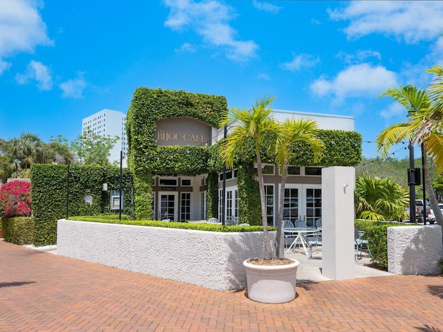 1469 5th St, Sarasota, FL 34236