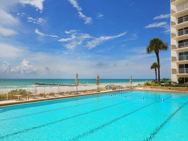 2295 Gulf Of Mexico Dr Unit 64S, Longboat Key, FL 34228 - community pool with a water view