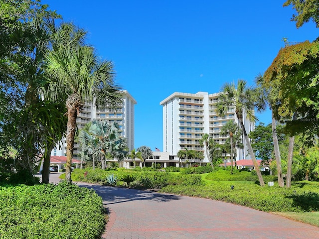 2295 Gulf Of Mexico Dr Unit 64S, Longboat Key, FL 34228 - view of apartment building / complex