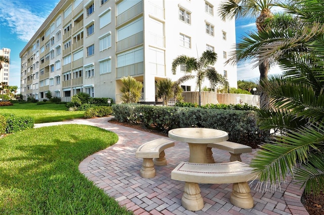 4325 Gulf Of Mexico Dr Unit 204, Longboat Key, FL 34228 - view of patio