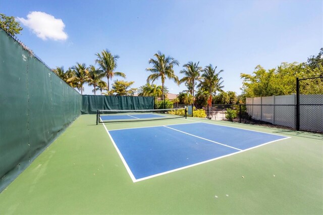 5863 Cavano Dr, Sarasota, FL 34231 - photo 34