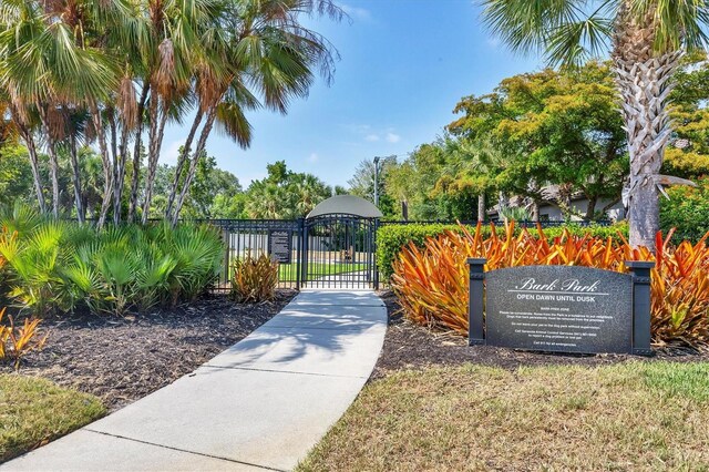 5863 Cavano Dr, Sarasota, FL 34231 - photo 37