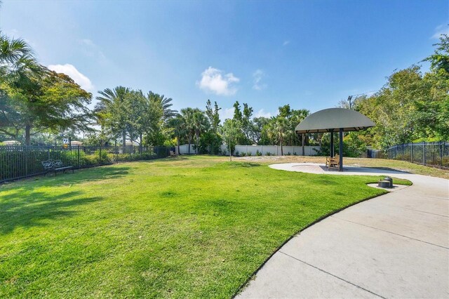 5863 Cavano Dr, Sarasota, FL 34231 - photo 49