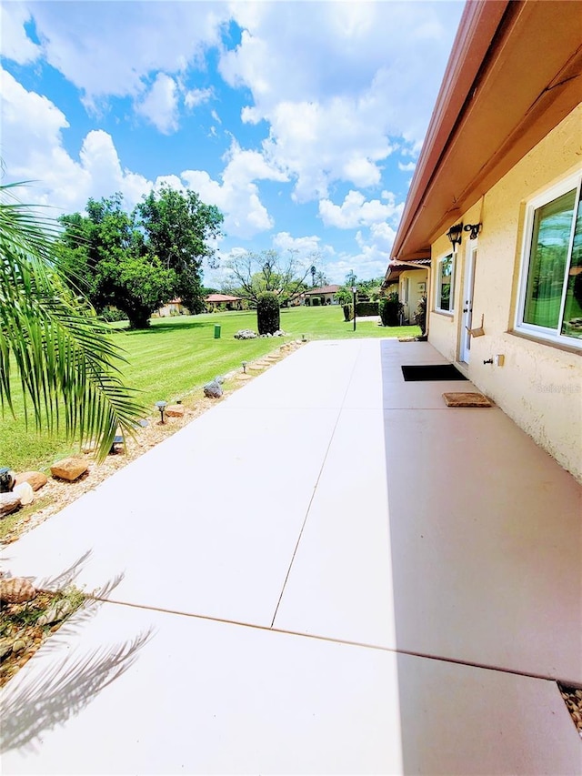 3305 Notre Dame Pl Unit 3305, Bradenton, FL 34207 - view of patio