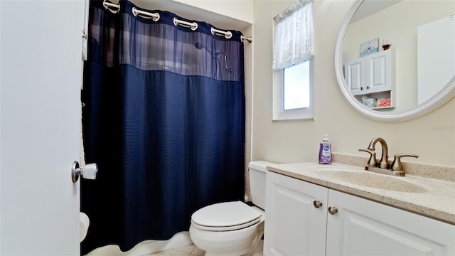 3305 Notre Dame Pl Unit 3305, Bradenton, FL 34207 - bathroom with vanity and curtained shower