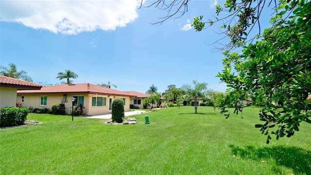 3305 Notre Dame Pl Unit 3305, Bradenton, FL 34207 - view of green lawn