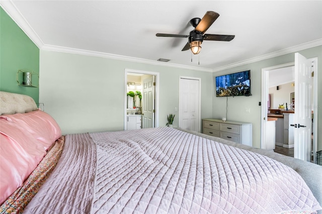 6178 Coliseum Blvd, Port Charlotte, FL 33981 - bedroom with ornamental molding, ceiling fan, connected bathroom, and a closet