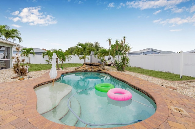 6178 Coliseum Blvd, Port Charlotte, FL 33981 - view of pool featuring a fenced backyard and a patio