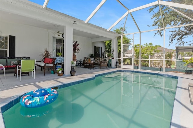 25324 Alicante Dr, Punta Gorda, FL 33955 - swimming pool featuring outdoor lounge area, a patio, ceiling fan, and a lanai