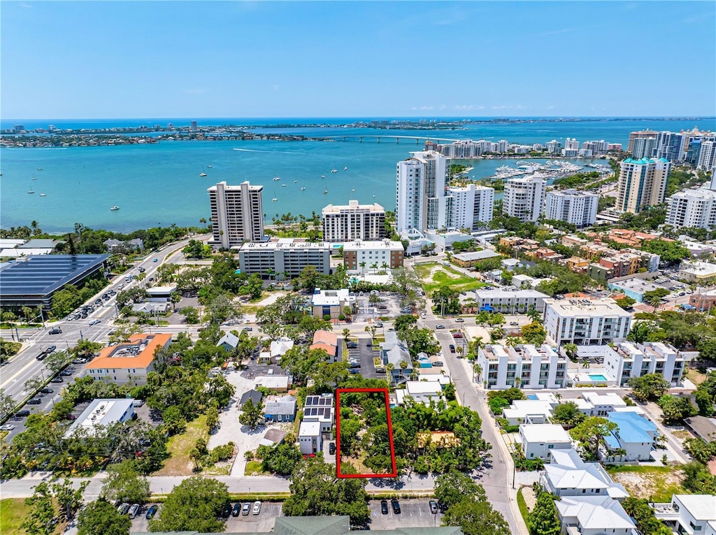 718 Hudson Ave, Sarasota, FL 34236 - photo 3