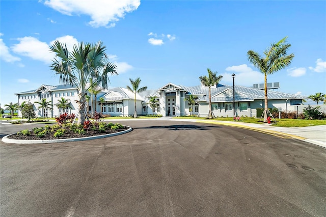 15131 Sunny Day Dr, Bradenton, FL 34211 - view of building exterior with a residential view