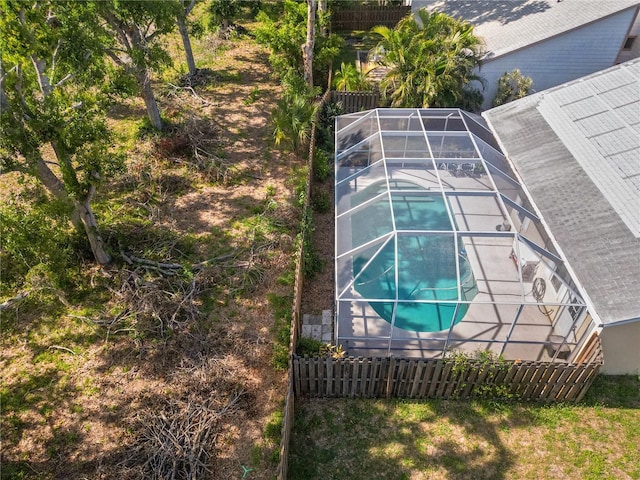 7716 Geneva Ln, Sarasota, FL 34243 - aerial view of property and surrounding area featuring a pool area