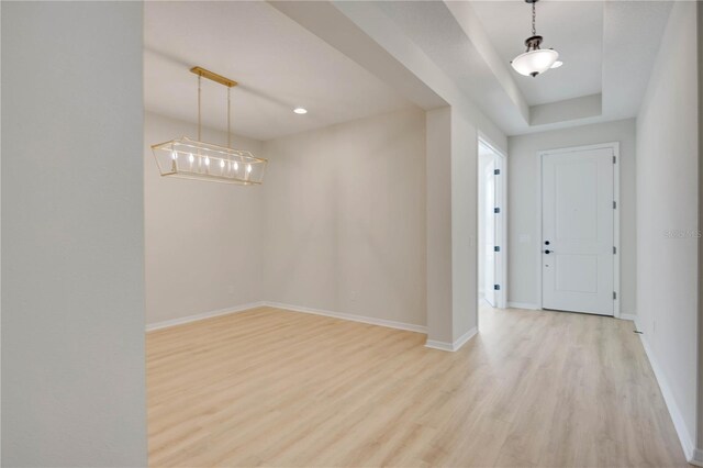 918 Fernleaf Run, Bradenton, FL 34212 - entrance foyer featuring light wood-type flooring, a chandelier, and recessed lighting