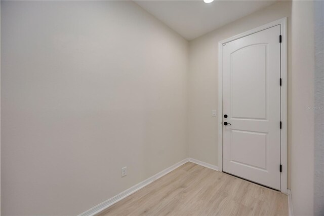 918 Fernleaf Run, Bradenton, FL 34212 - spare room with light wood-style flooring and baseboards