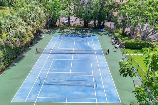 3810 75th St W Unit 128, Bradenton, FL 34209 - view of tennis court