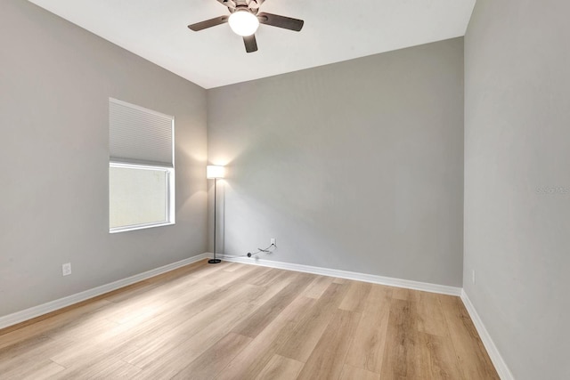 5005 Torrey Pines Run, Bradenton, FL 34211 - spare room featuring ceiling fan and light wood-style floors