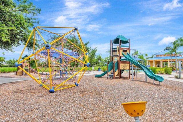 5005 Torrey Pines Run, Bradenton, FL 34211 - view of communal playground