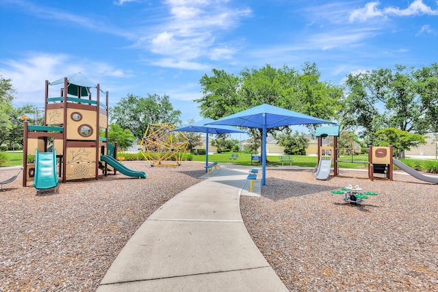 5005 Torrey Pines Run, Bradenton, FL 34211 - view of communal playground