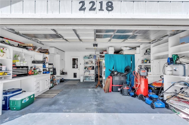 2218 Woodmere Rd, Venice, FL 34293 - view of garage