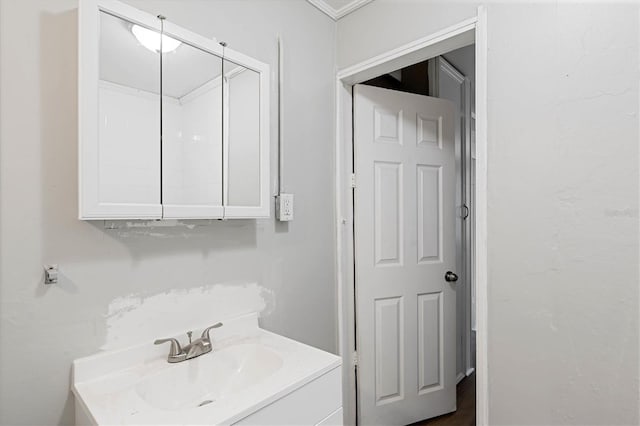723 7th Ave N, Saint Petersburg, FL 33701 - bathroom with vanity