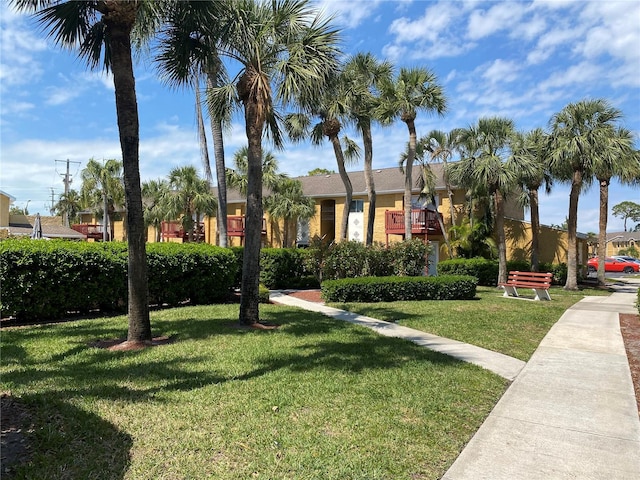 1959 Toucan Way Unit 206, Sarasota, FL 34232 - view of front facade with a front yard