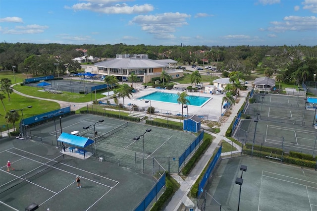 3636 Torrey Pines Blvd, Sarasota, FL 34238 - aerial view of a pool