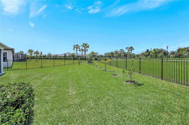 6219 Golden Nettle Dr, Apollo Beach, FL 33572 - view of fenced backyard