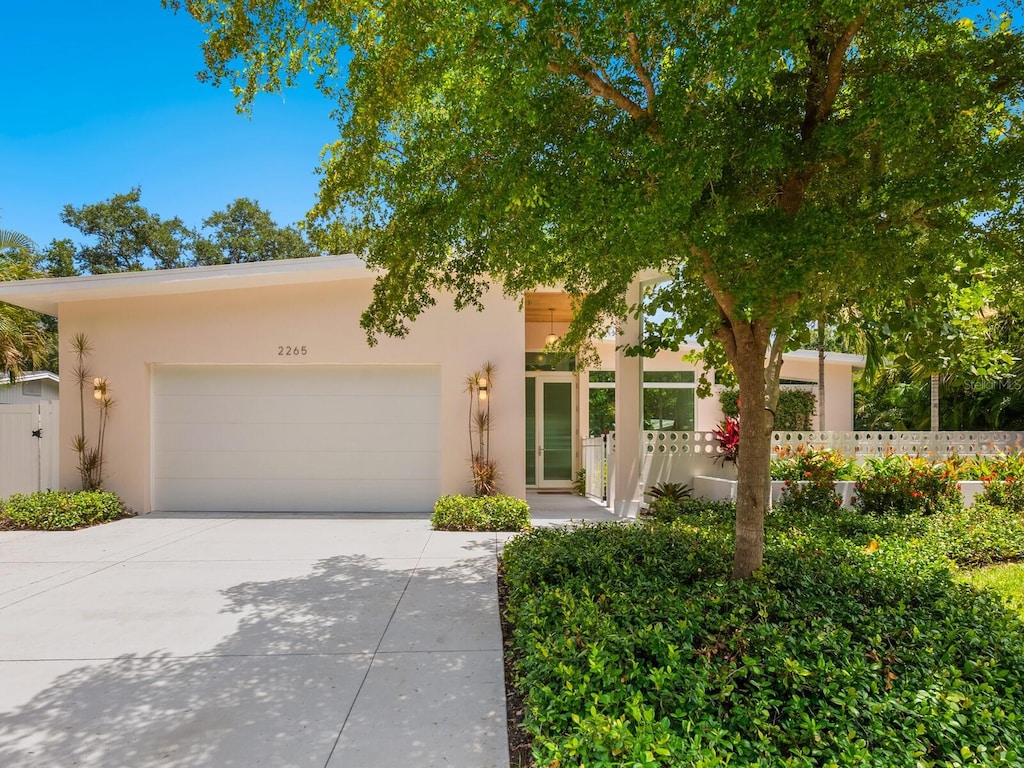 2265 Clematis St, Sarasota, FL 34239 - photo 1