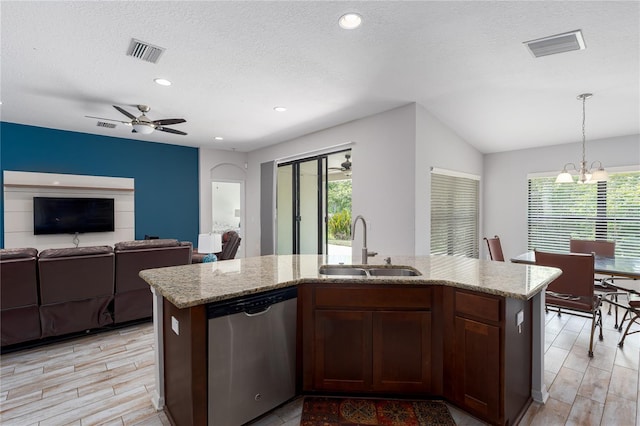 9236 Raes Creek Pl, Palmetto, FL 34221 - photo 6