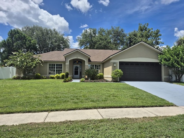 15917 Mercott Ct, Clermont, FL 34714 - ranch-style house featuring stucco siding, a garage, a front yard, driveway, and a shingled roof