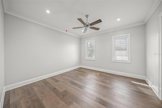 5569 Cape Leyte Dr, Sarasota, FL 34242 - unfurnished room with hardwood / wood-style floors, a ceiling fan, crown molding, and recessed lighting
