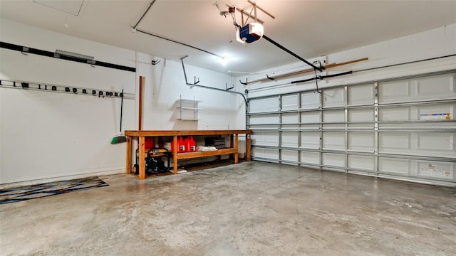 7364 47th Avenue Cir E, Bradenton, FL 34203 - garage with a garage door opener
