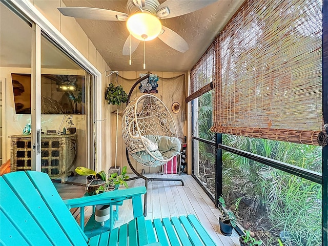 3700 S Osprey Ave Unit 122, Sarasota, FL 34239 - sunroom / solarium featuring ceiling fan