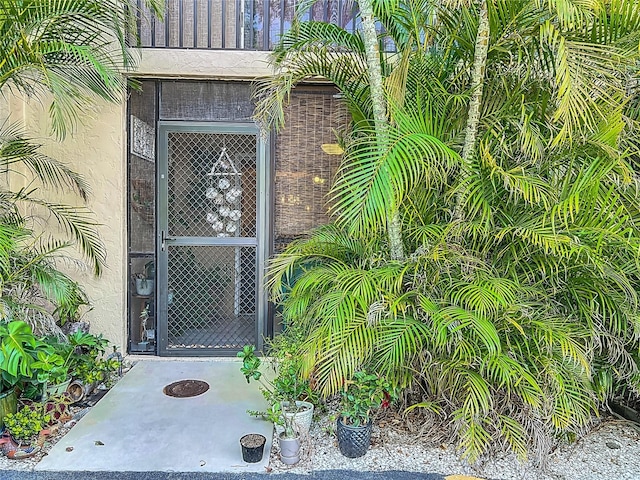 3700 S Osprey Ave Unit 122, Sarasota, FL 34239 - view of exterior entry