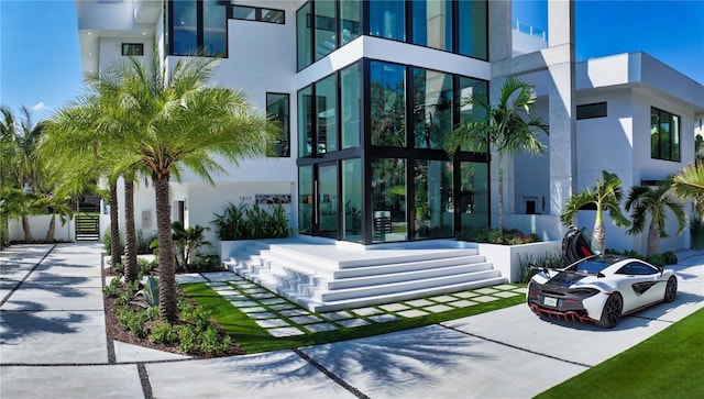 1610 N Lodge Dr, Sarasota, FL 34239 - doorway to property featuring stucco siding