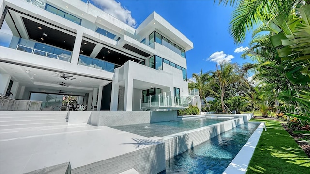 1610 N Lodge Dr, Sarasota, FL 34239 - view of pool with an infinity pool and ceiling fan