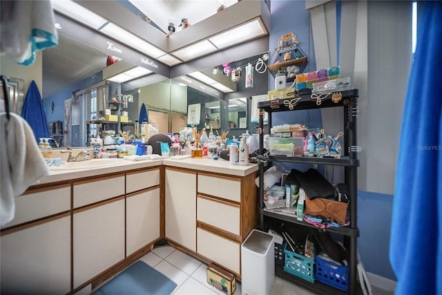 3957 Proctor Rd, Sarasota, FL 34233 - misc room featuring a sink and light tile patterned flooring