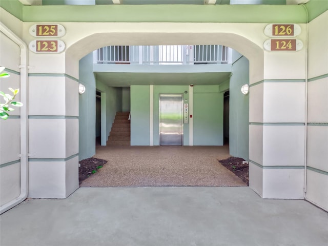 123 Tidy Island Blvd, Bradenton, FL 34210 - entrance to property with elevator