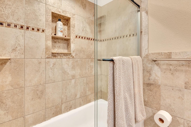 2315 Riverwood Pines Dr, Sarasota, FL 34231 - bathroom featuring enclosed tub / shower combo