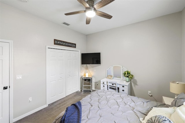 8840 Brookfield Ter, Bradenton, FL 34212 - bedroom featuring carpet, a closet, and ceiling fan