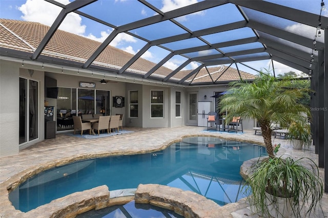 8840 Brookfield Ter, Bradenton, FL 34212 - view of pool with a patio, a pool with connected hot tub, ceiling fan, and a lanai