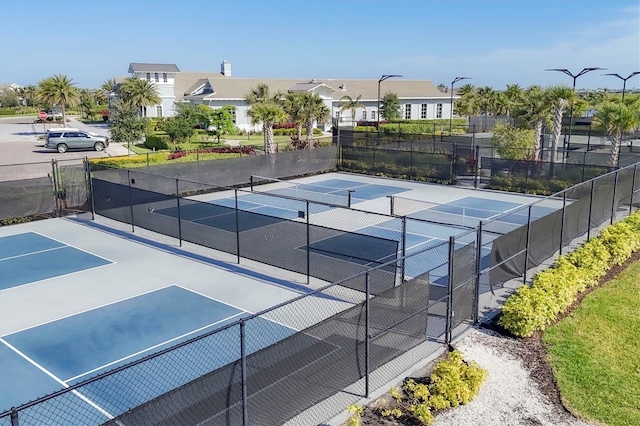 8209 Redonda Loop, Lakewood Ranch, FL 34202 - view of tennis court