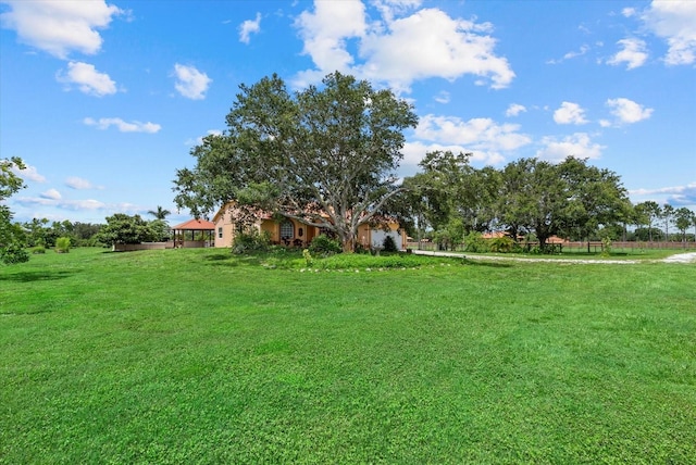 6805 225th St E, Bradenton, FL 34211 - view of green lawn