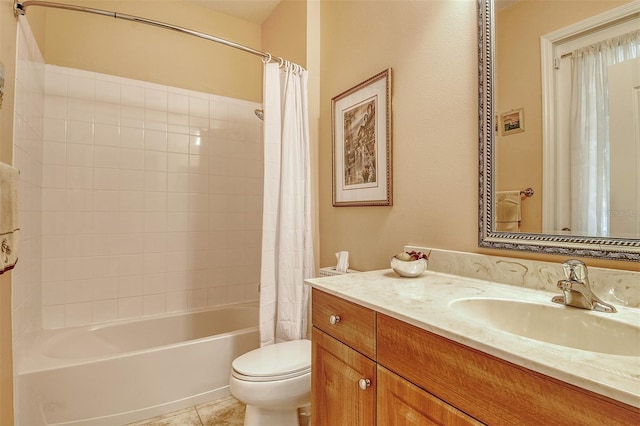 6214 45th Ln E, Bradenton, FL 34203 - full bathroom featuring vanity, shower / bath combo with shower curtain, and tile patterned flooring